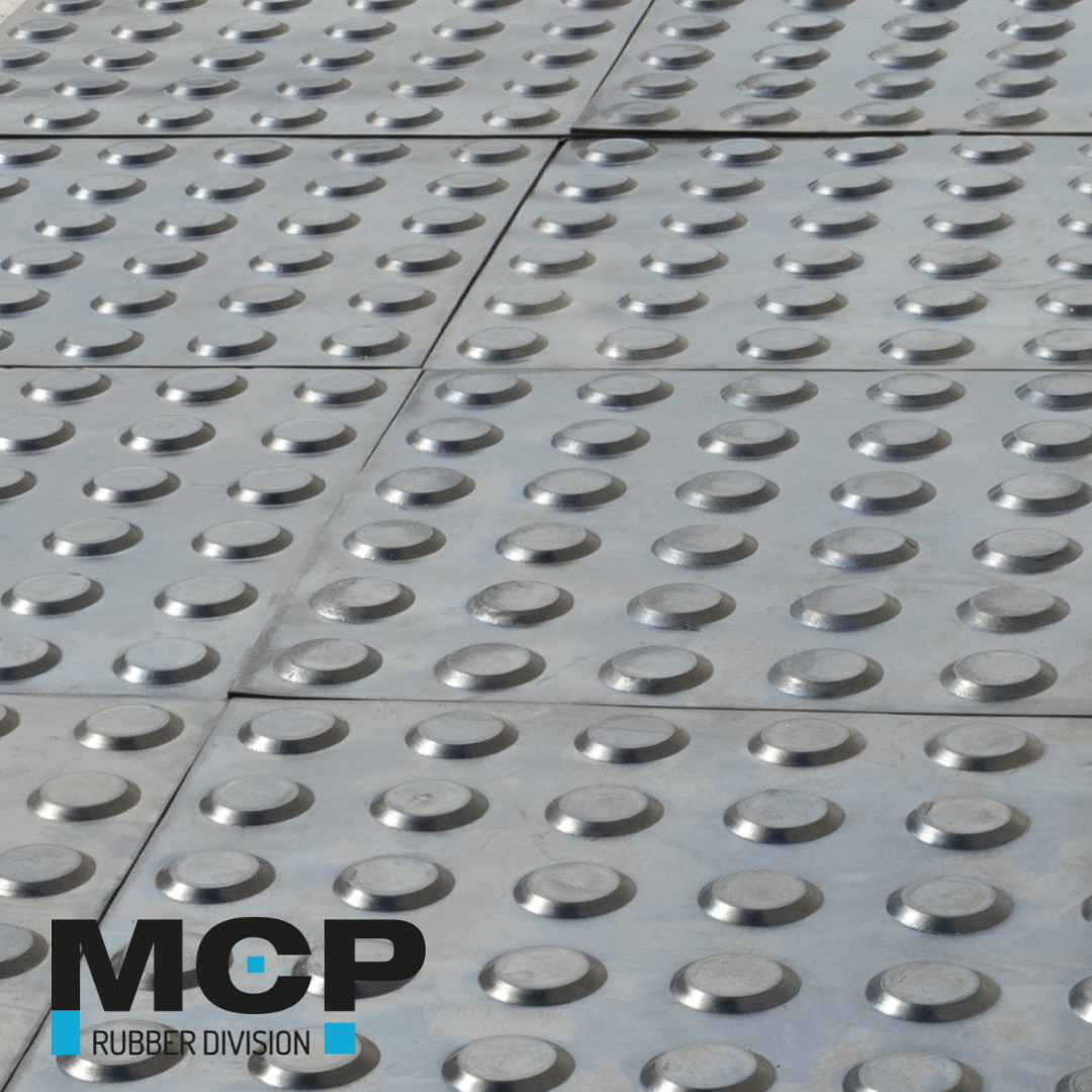 Palmeta Podotáctil Estoperol Negro 30cm x 30cm x 3,5mm - MCP Rubber Division